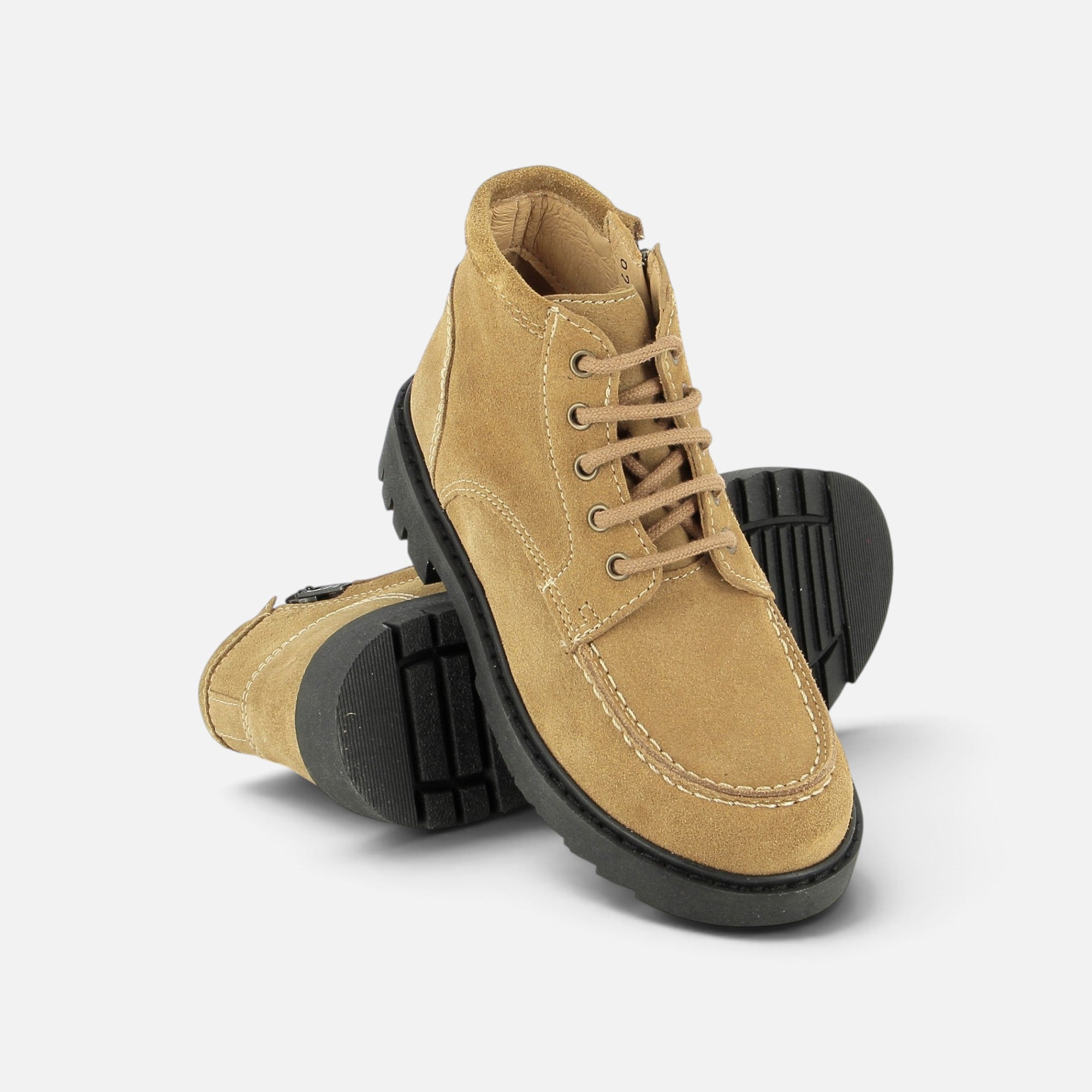 pom-d-api-sid-lace-plato-chaussure-enfant-velours-caramel-semelle-noire image 2