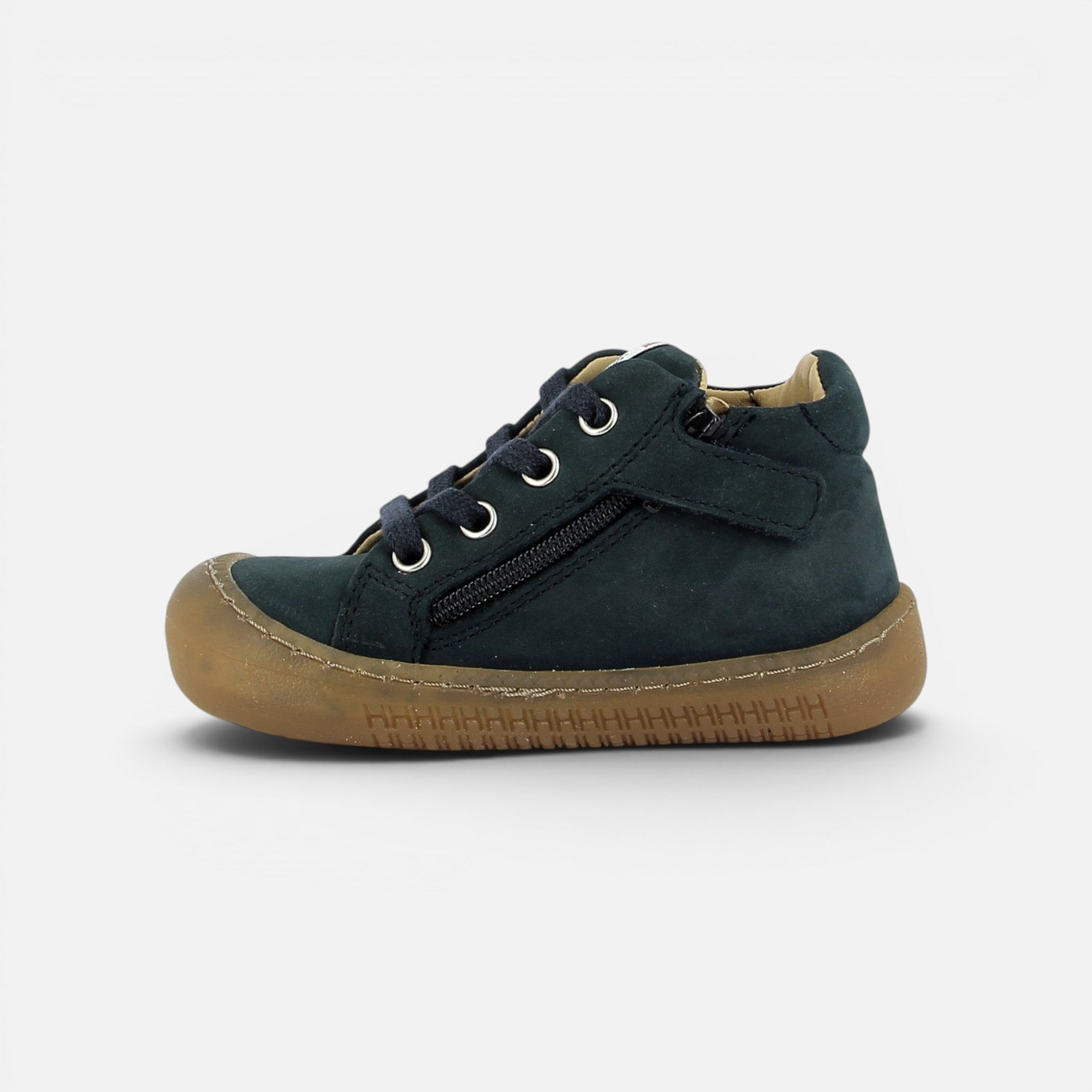pom-d-api-yaka-walk-nubuck-navy-gar-on-barefoot image 5