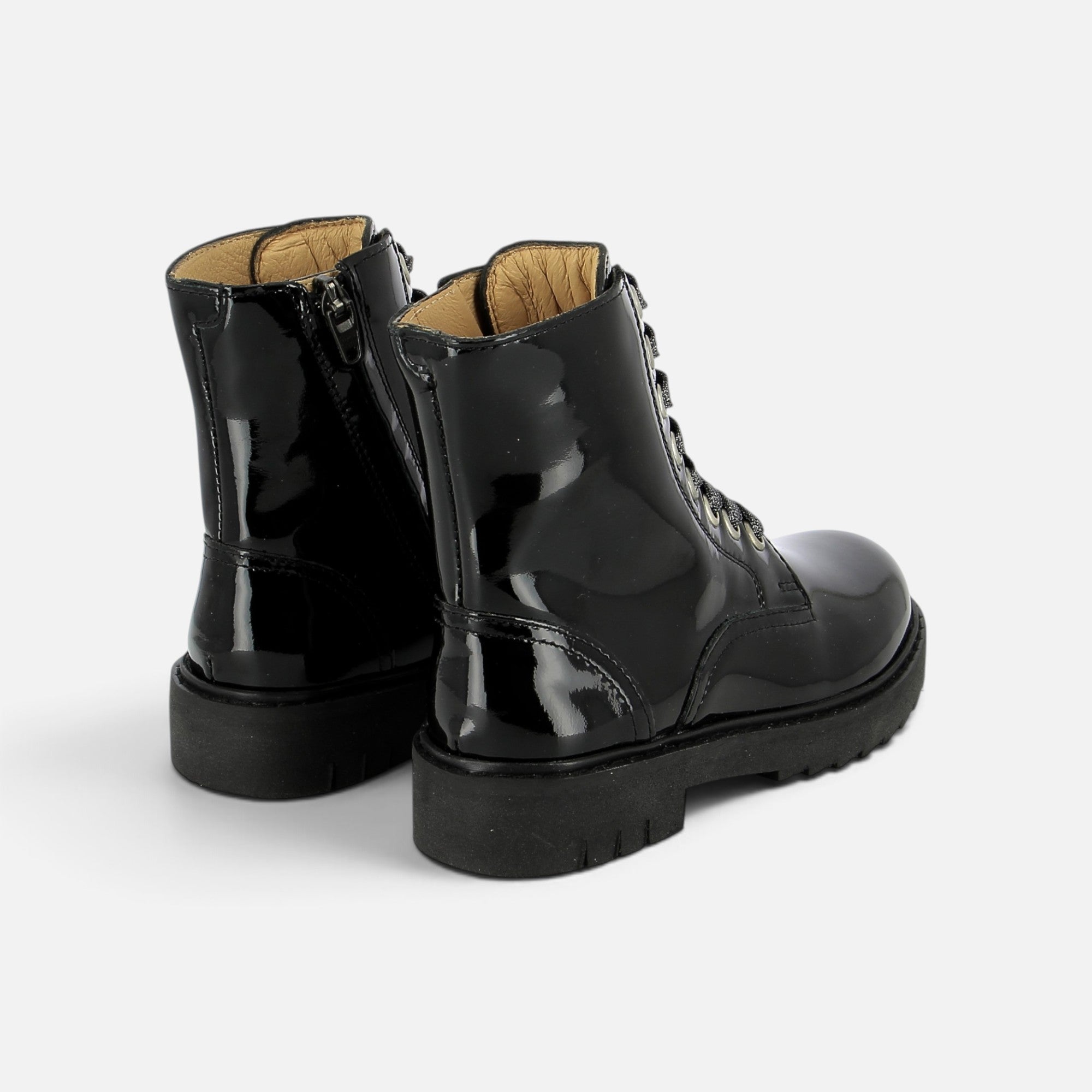 pom-d-api-sid-ranger-boots-vernis-noir-semelle-noire image 2