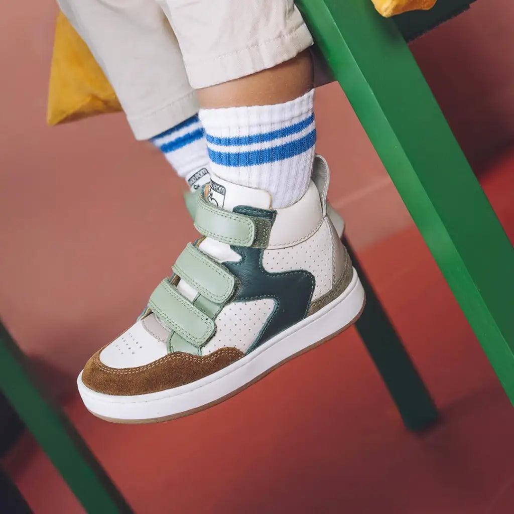 shoo-pom-teams-jog-scratch-basket-gar-on-cuir-craie-menta image 1