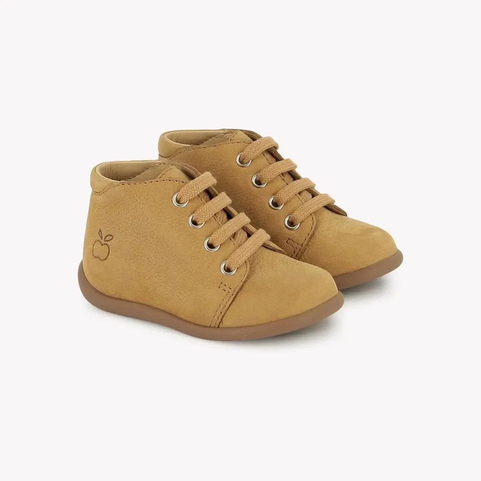 pom-d-api-stand-up-bottine-premiers-pas-nubuck-nougat image 1