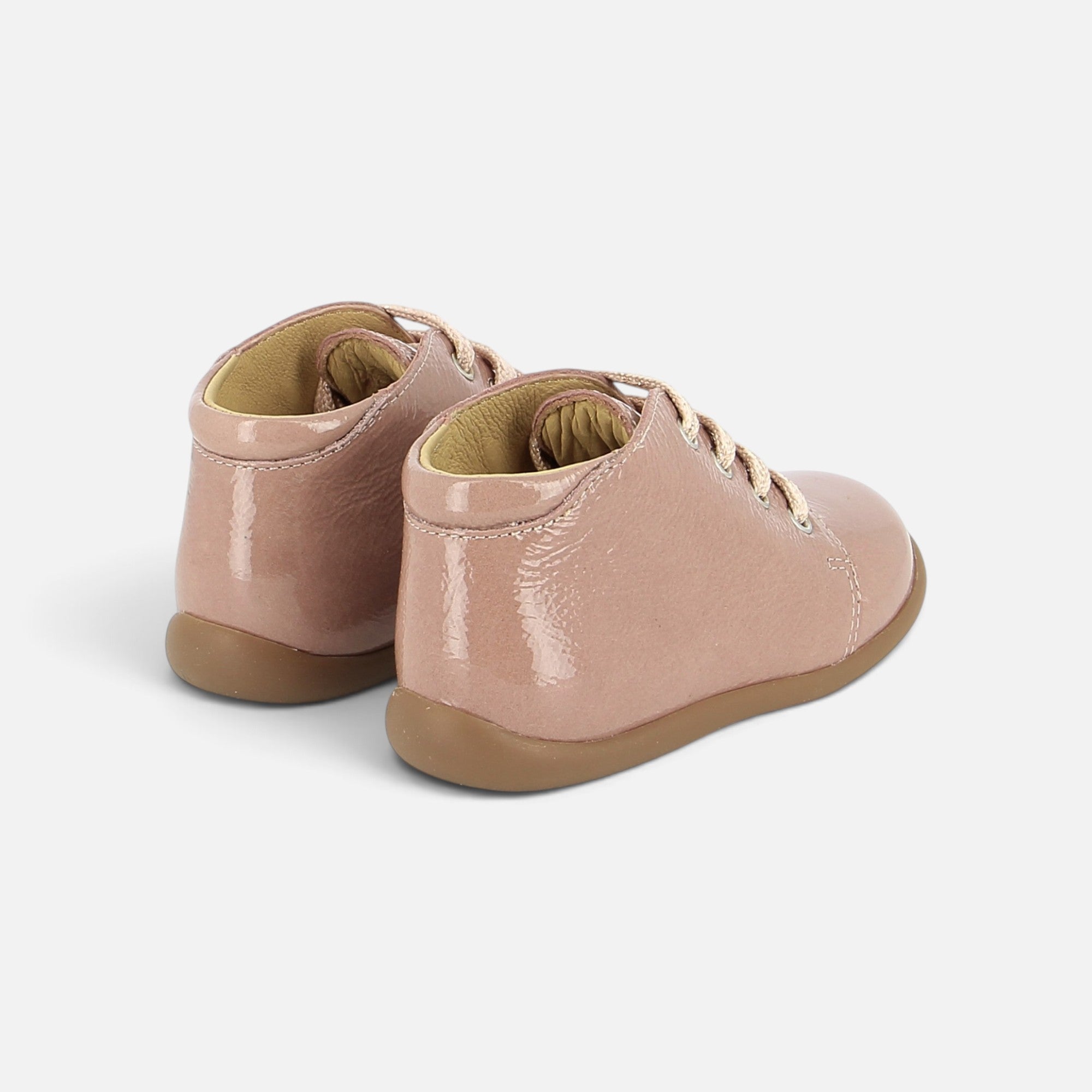 pom-d-api-stand-up-bottine-vernis-wrinkle-pink-chaussure-premiers-pas-fille image 2