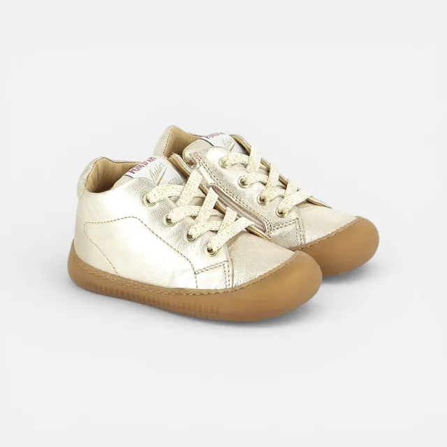 pom-d-api-yaka-walk-chaussure-barefoot-fille-platine-m-tal image 1