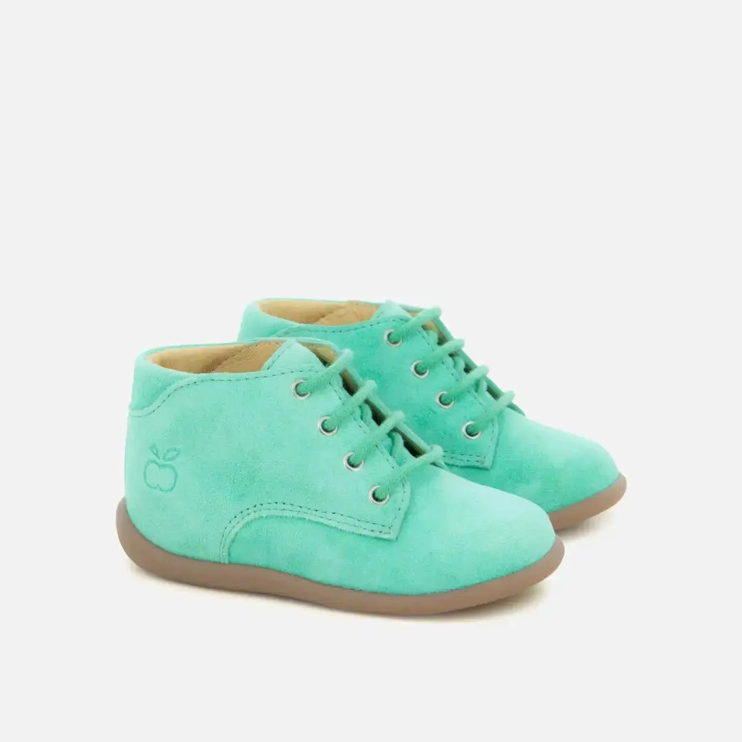 pom-d-api-stand-up-derby-lacet-vert-velours-anti-twist image 1